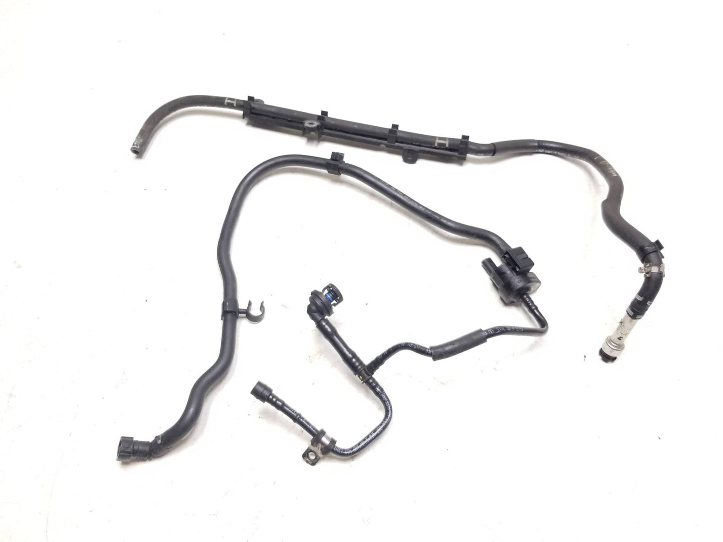 2010 - 2014 VW Golf GTI Vapor Canister Purge Valve W/ Pipe OEM