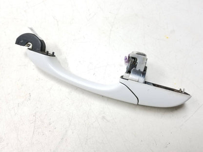 2011-2014 Chrysler 200 Sedan Exterior Door Handle Front Passenger Side Right OEM