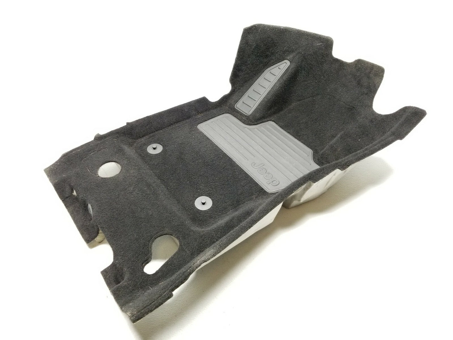 2015 Jeep Renegade Front Floor Carpet Liner Left Driver Side OEM