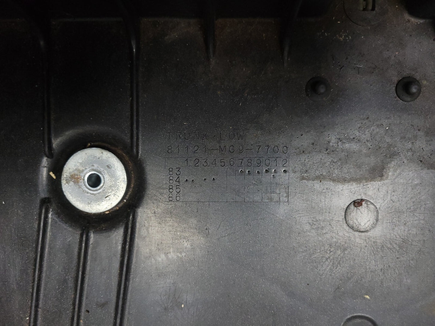 1984 - 1987 Honda Gl1200 Goldwing Rear Seat Back W/ Luggage Case OEM