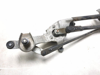 2019 Hyundai Kona Front Windshield Wiper Linkage W/ Motor OEM