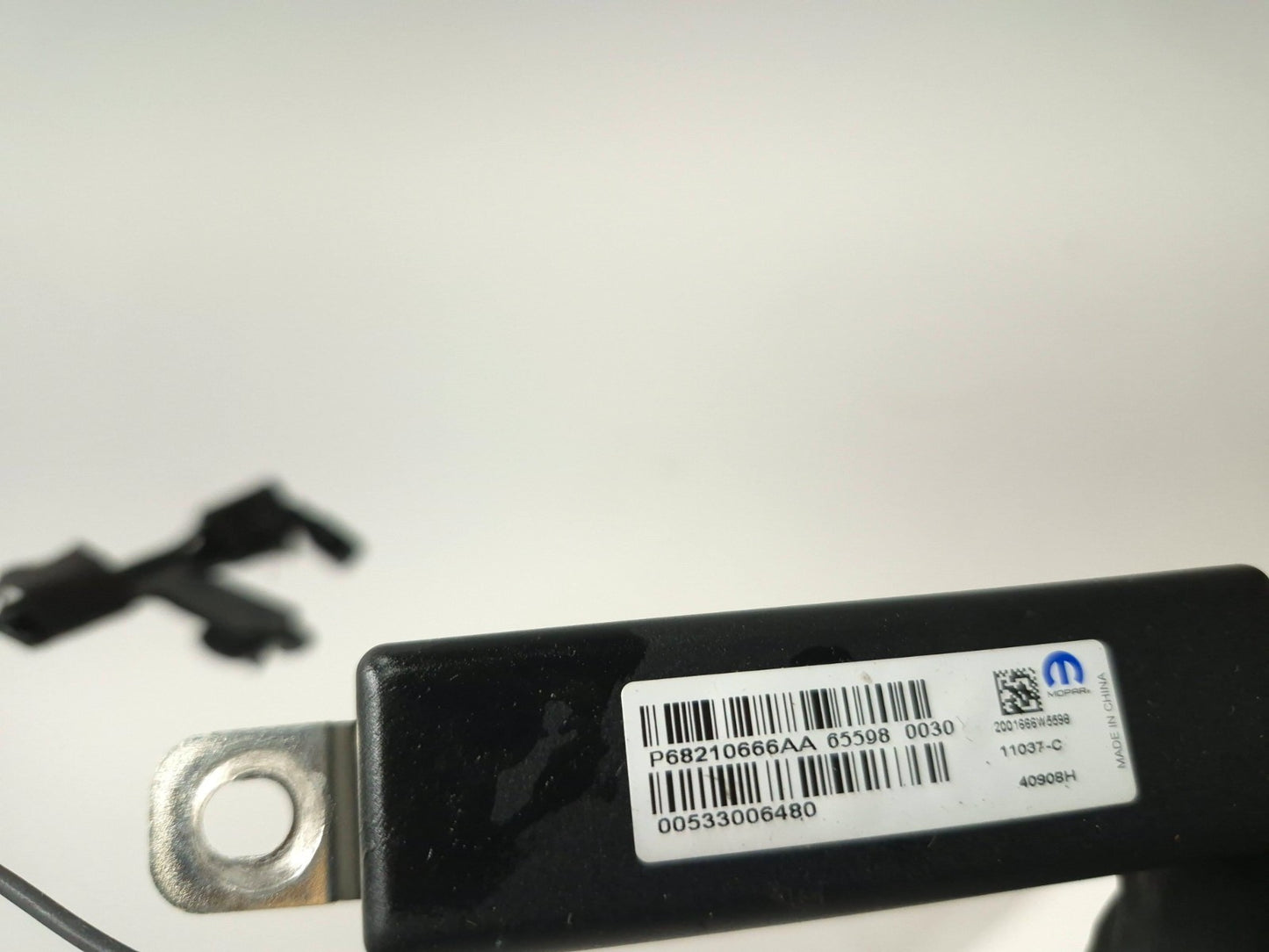 2020 Dodge Challenger Radio Antenna Control Module OEM