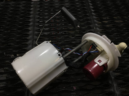 11 12 13 14 15 Chevrolet Cruze Gas Fuel Pump 13503108a OEM