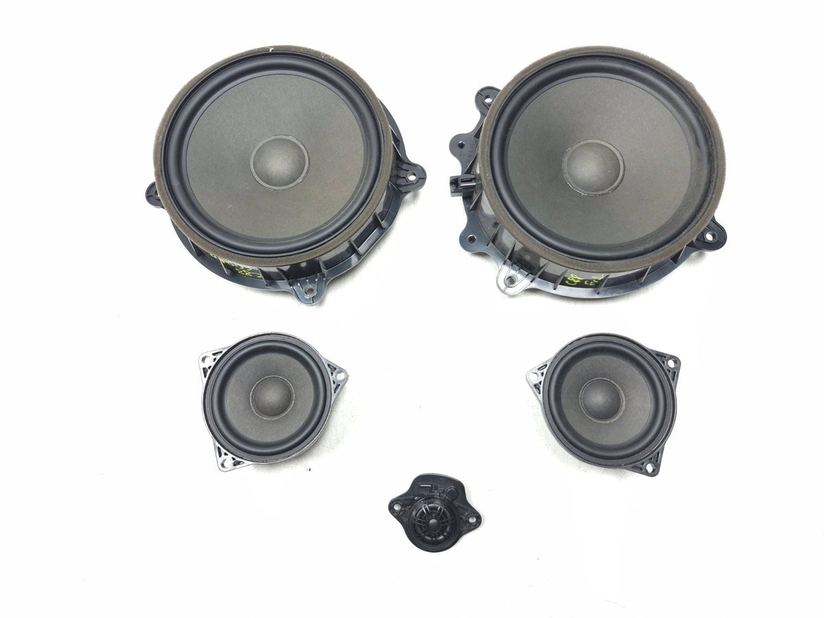 2018 Tesla Model 3 Speaker & Tweeter Set 1079744-00-d OEM
