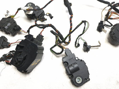 2008 BMW 128i HVAC Heater Flap Vent Motor Actuator W/ Wire Harness OEM