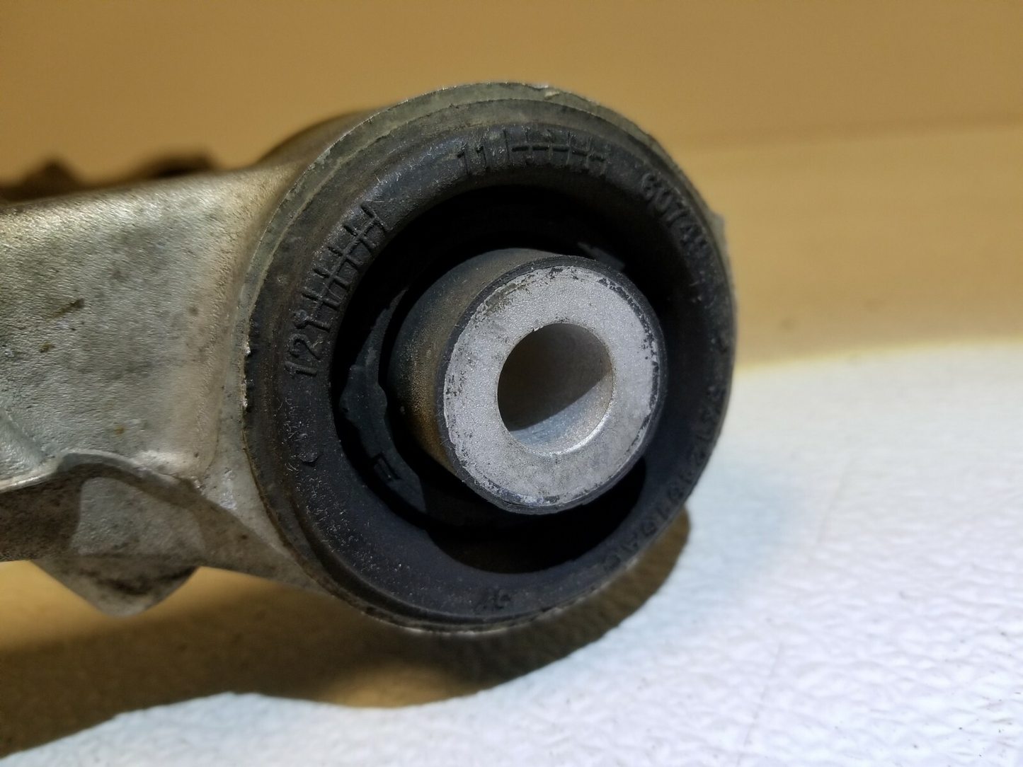 2012 Jeep Grand Cherokee 3.6l Rear Right Lower Control Arm OEM