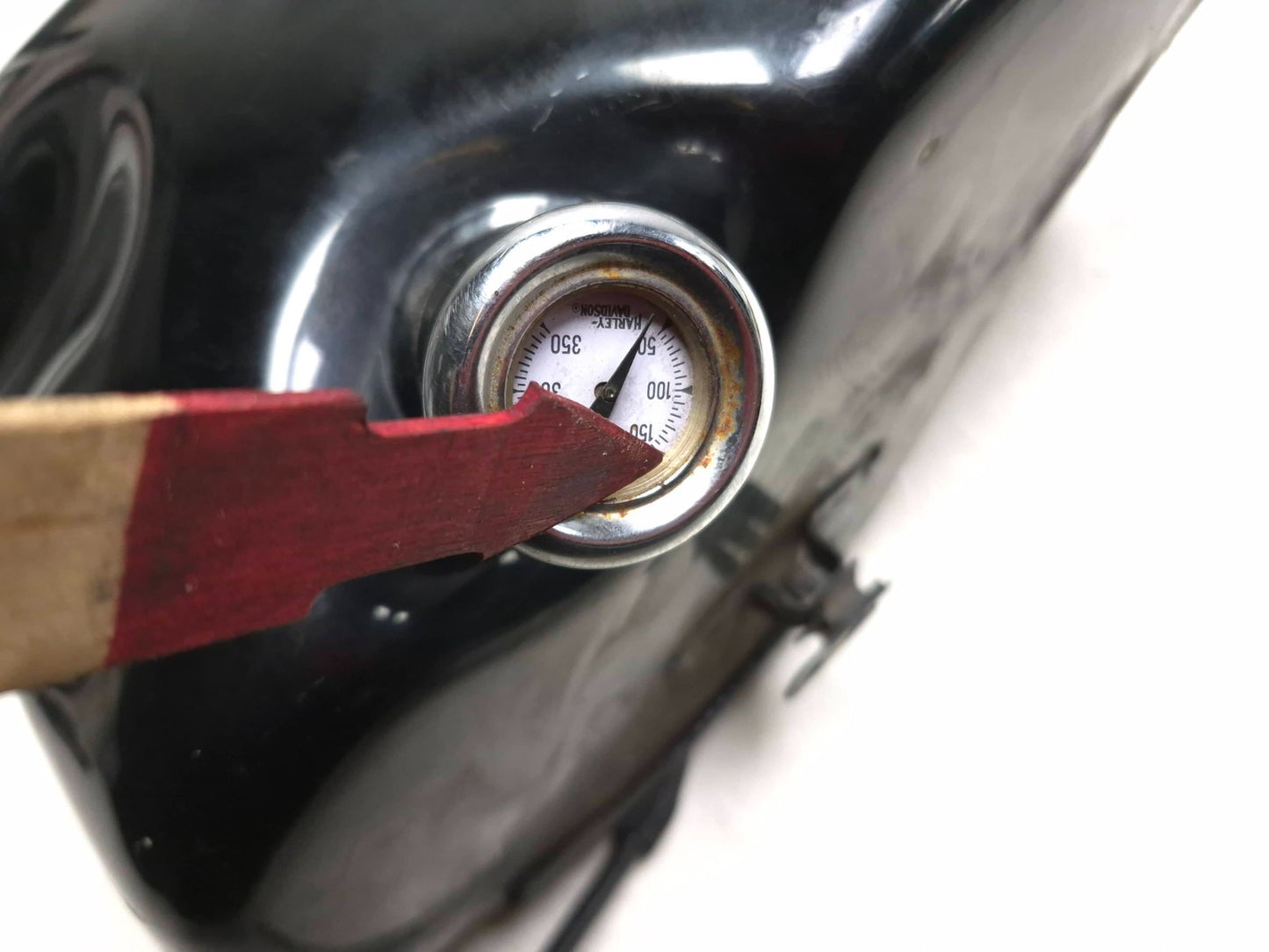 1997 Harley-davidson Sportster Xl883 Oil Tank & Oil Temperature Dipstick OEM