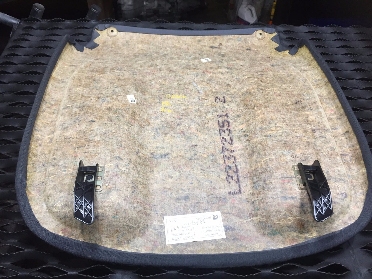 03 04 05 06 Mercedes C230 W203 Coupe Front Driver Seat Back Cover Black OEM