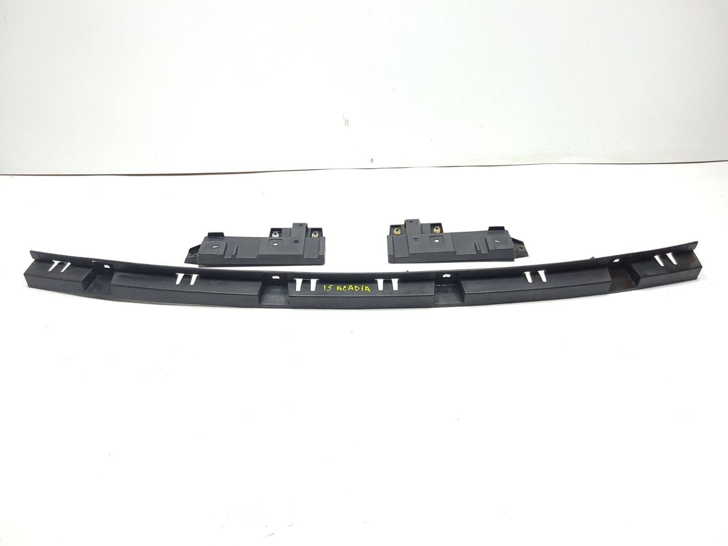 13 14 15 16 GMC Acadia Rear Bumper Support Bracket 3pcs OEM