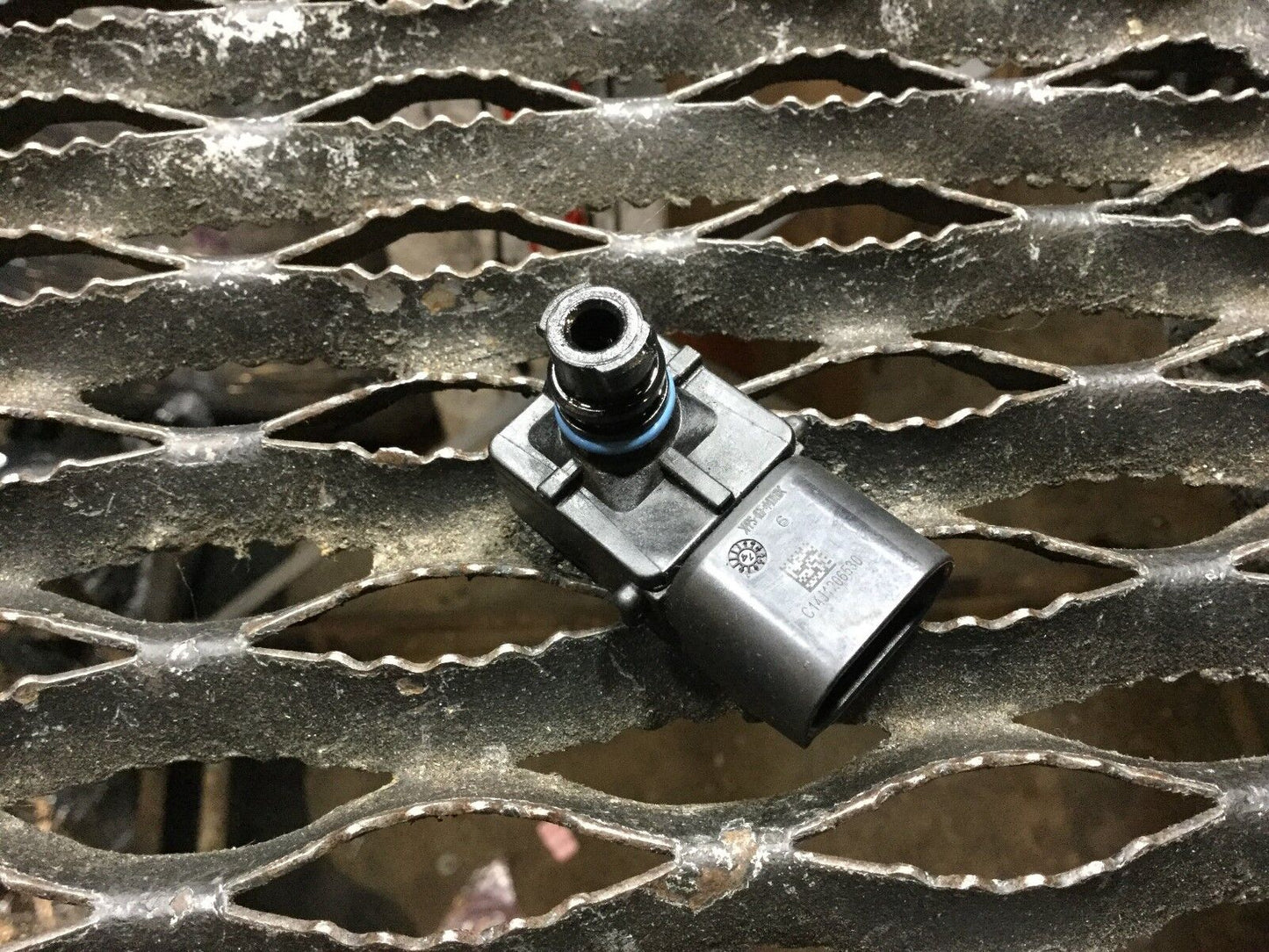 15 16 17 Chrysler 200 Map Sensor Manifold Absolute Pressure Sensor OEM