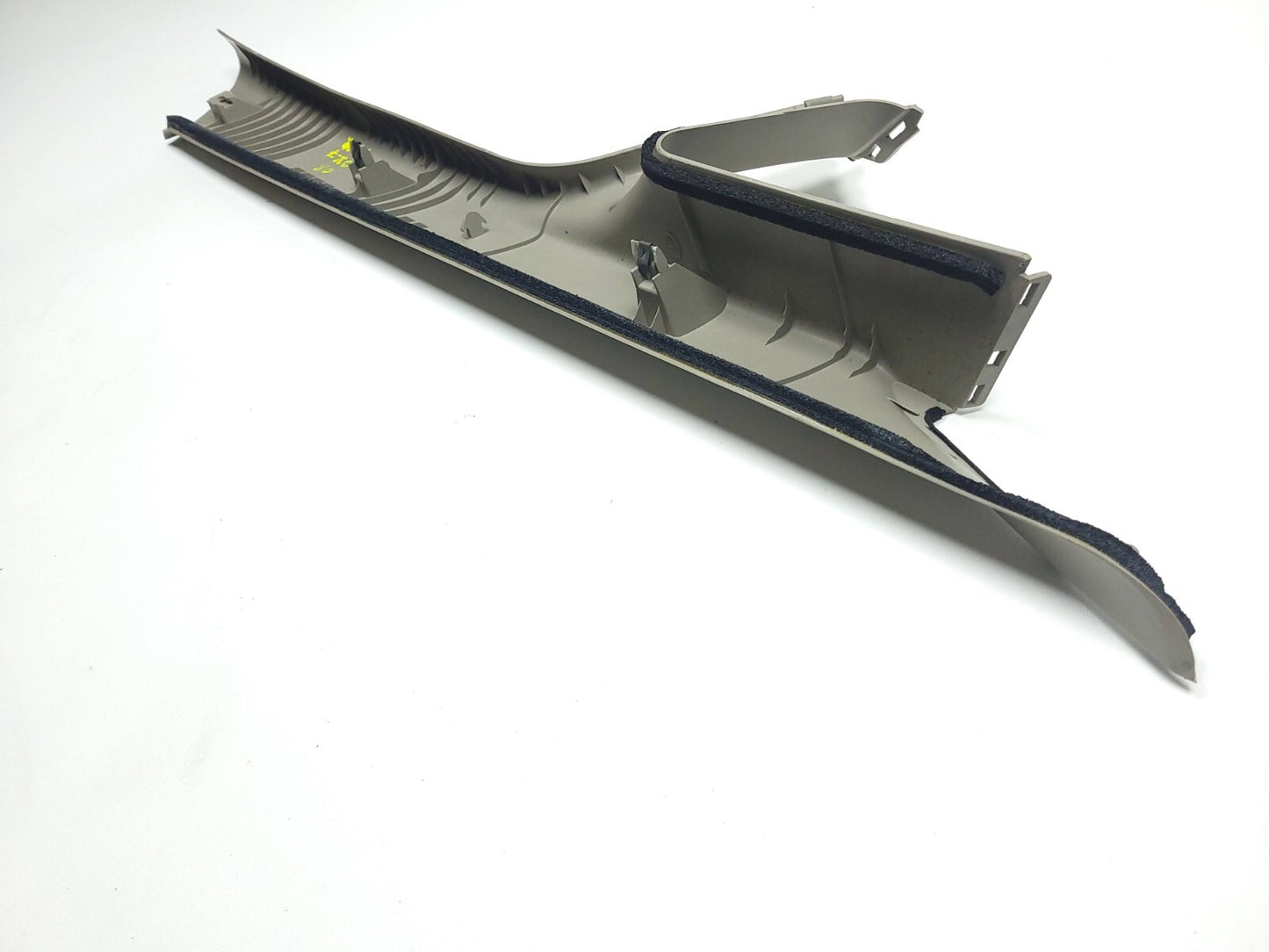 2009 Mazda Cx-7 Windshield Pillar Trim Cover 2pcs OEM