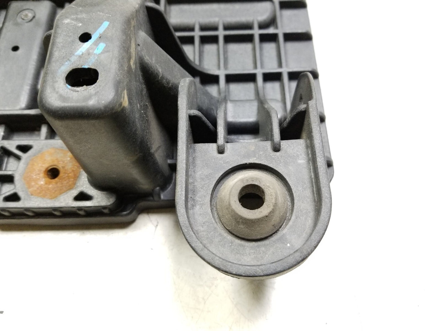 2011 - 2016 Kia Sportage Battery Tray Holder  OEM