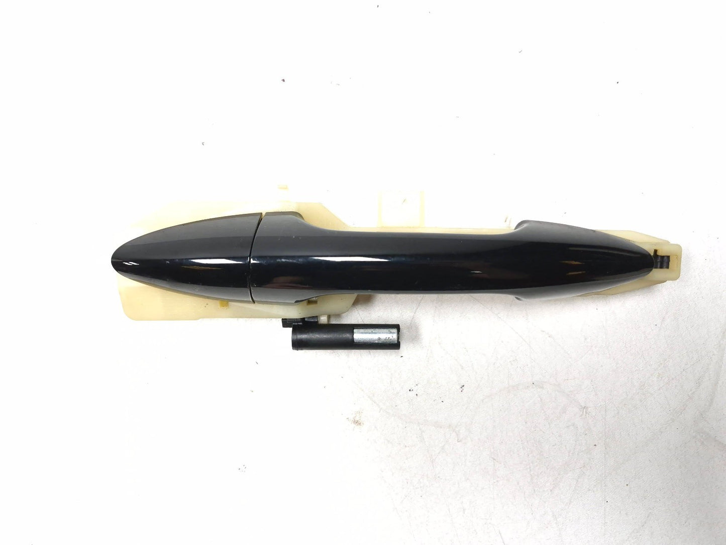 2014 Hyundai Accent Rear Left Side Exterior Door Handle OEM