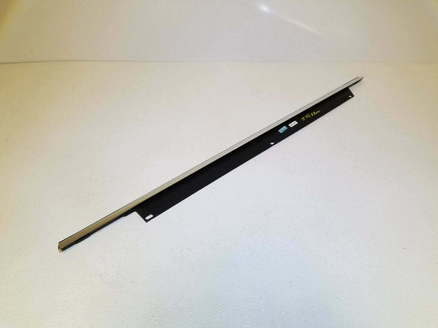 2015 Audi Q7 Rear Door Window Belt Molding Right Passenger Side OEM