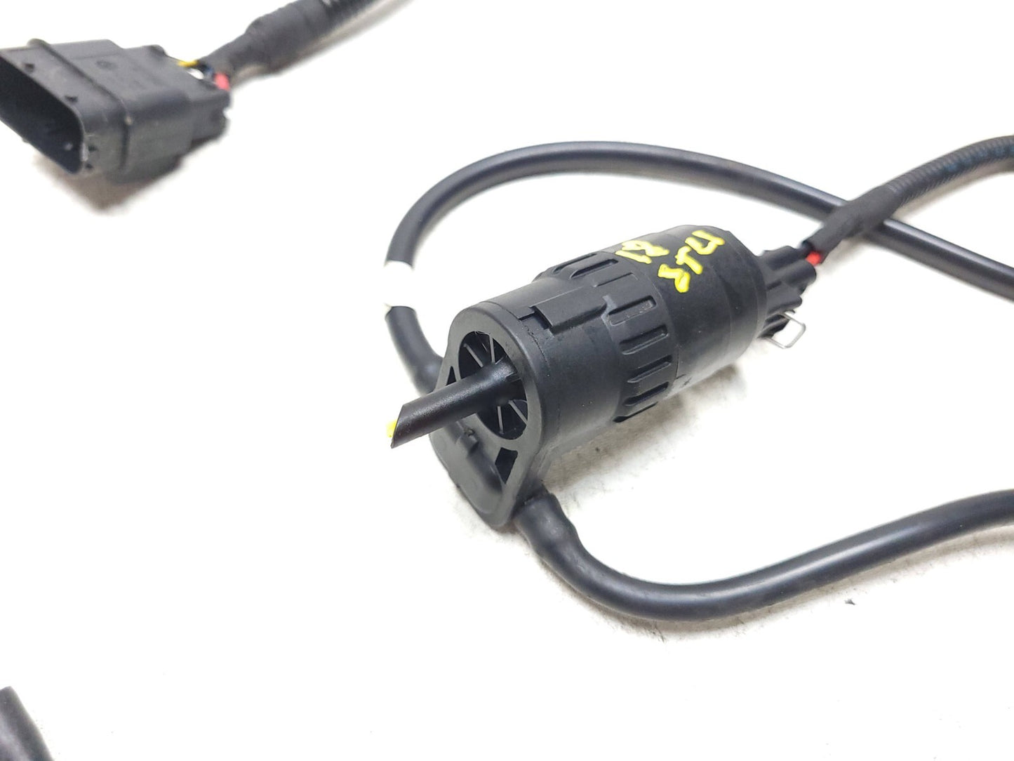 2017-2023 Alfa Romeo Stelvio Headlight Lamp Wiper Washer OEM