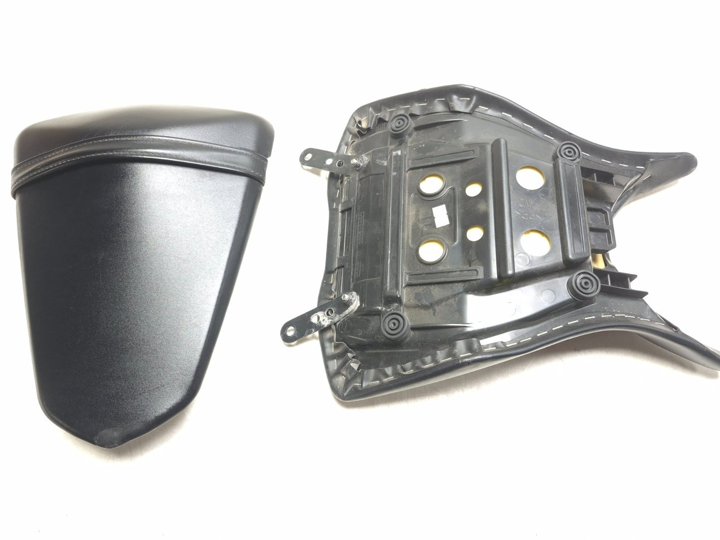 2024 Yamaha R3 Yzfr3 Seat Front & Rear Pair OEM