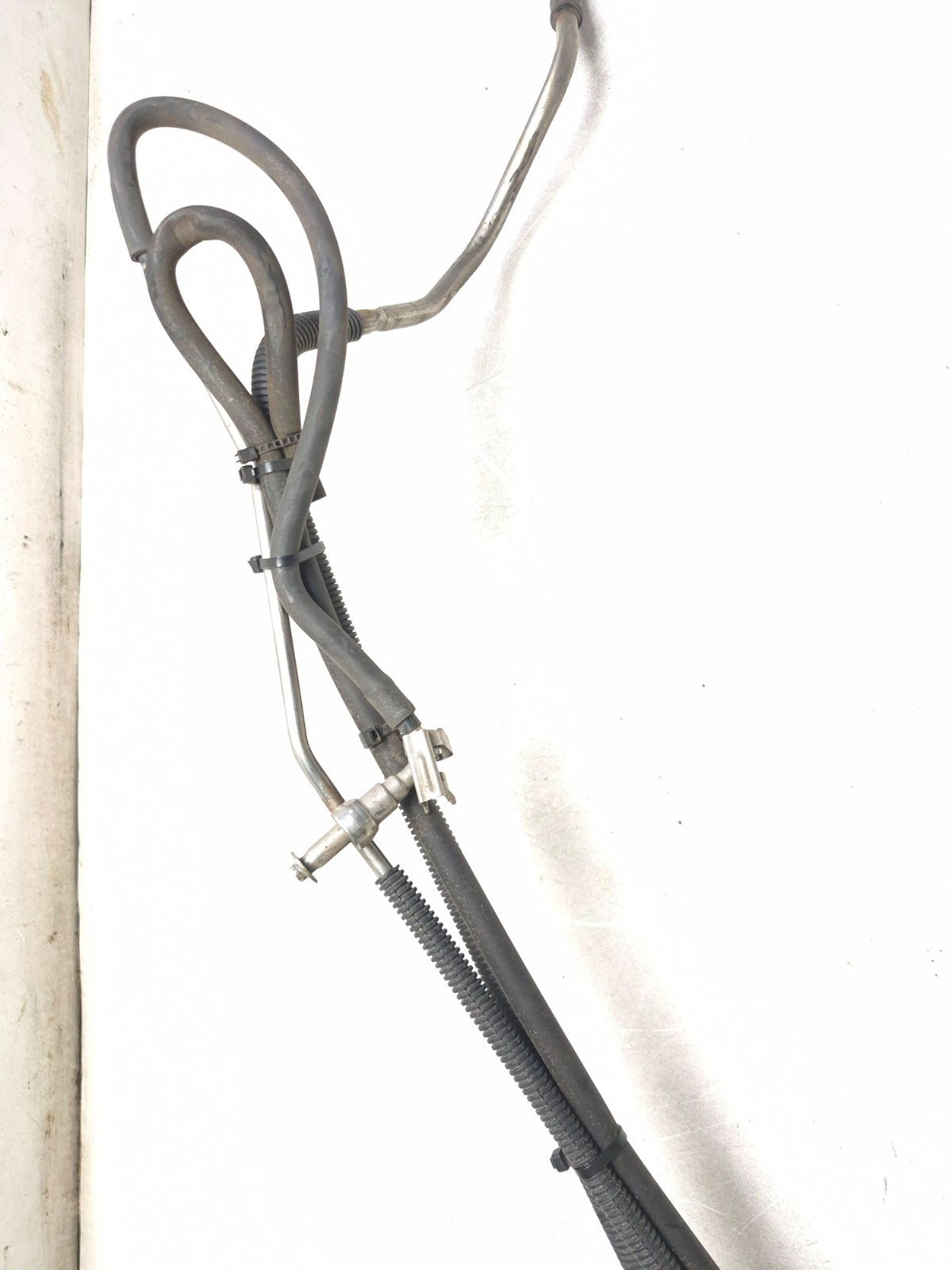 2007 Lincoln Navigator High Pressure Power Steering Hose OEM