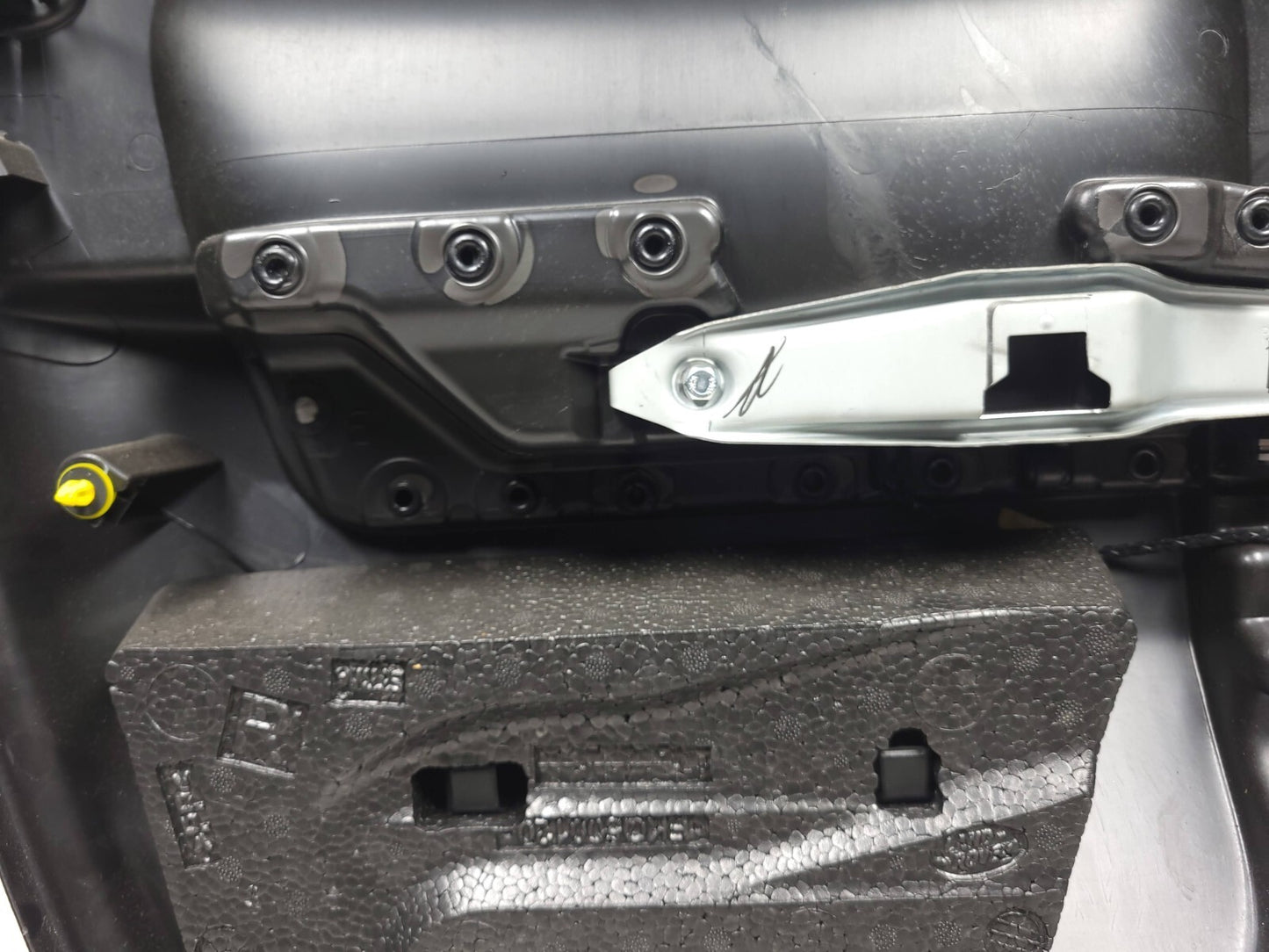2007 Range Rover Front Door Panel Trim Passenger Side Right OEM