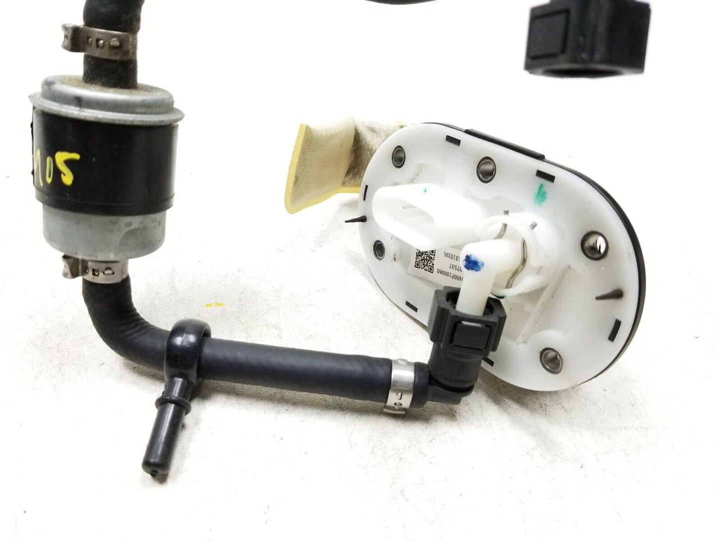 20 - 24 Benelli 302s Fuel Pump Sending Unit OEM 1609 Miles