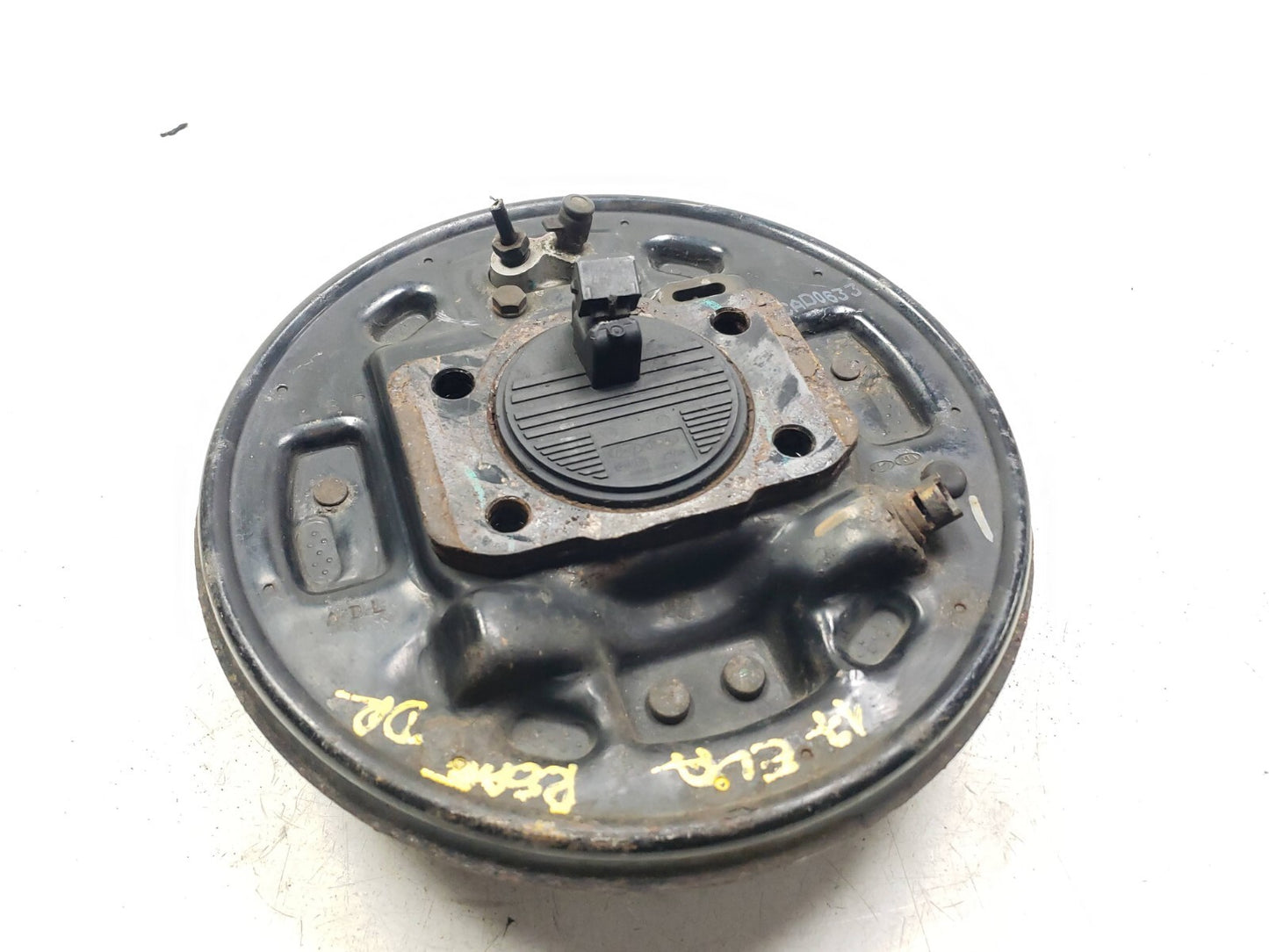 2017 Hyundai Elantra Rear Brake Drum Spindle Knuckle Driver Side Left  OEM