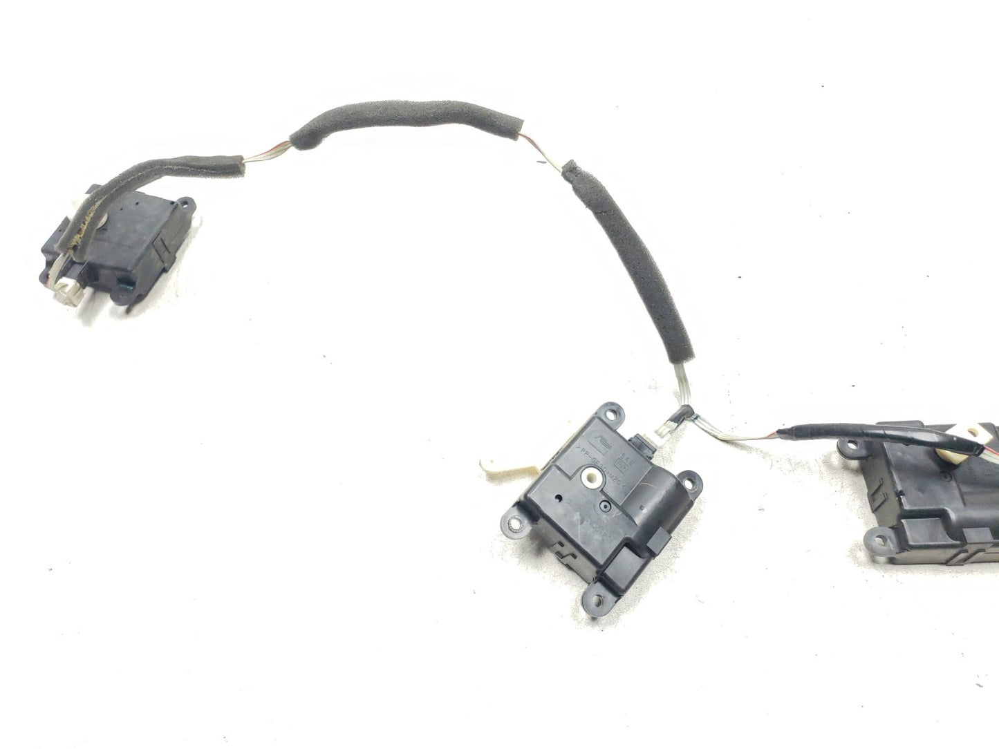 2008 - 2014 Infiniti G37 HVAC AC Heater Actuator Flap Motor OEM