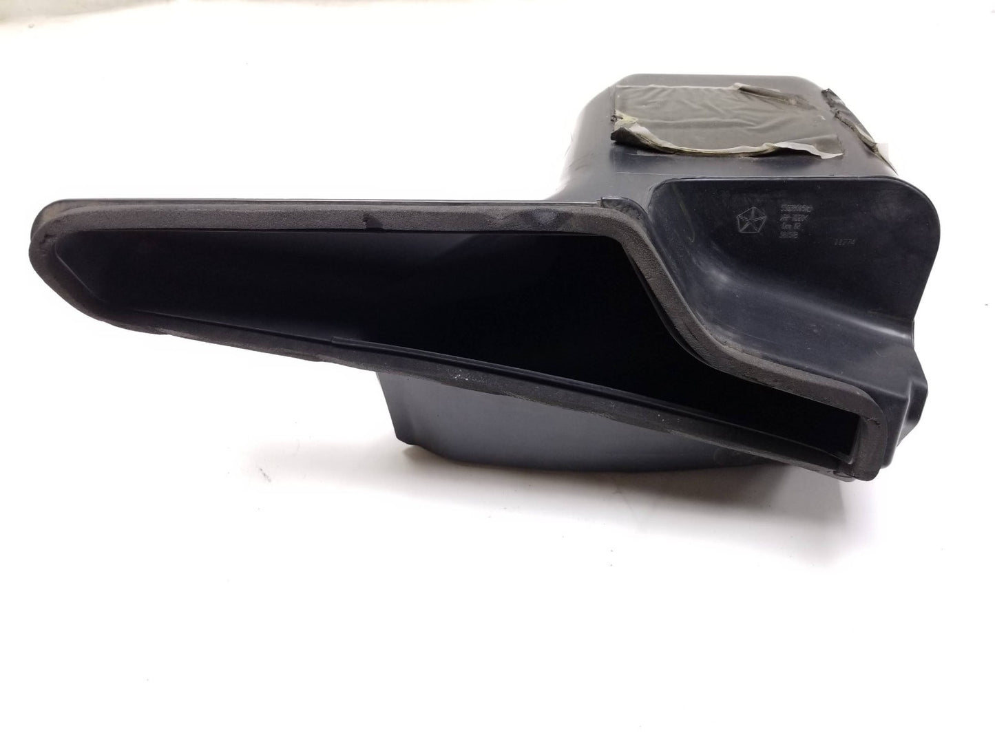 2011 - 2013 Jeep Grand Cherokee Fresh Air Inlet Duct OEM