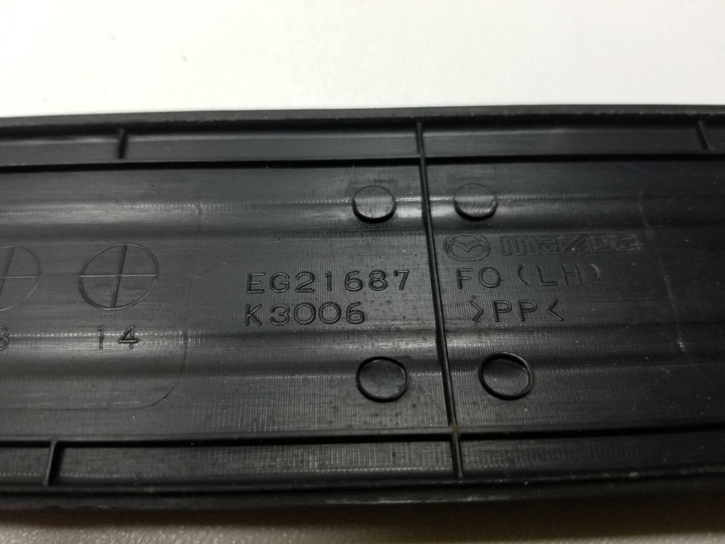 2009 Mazda Cx-7 Door Scuff Step Plate 4pcs OEM