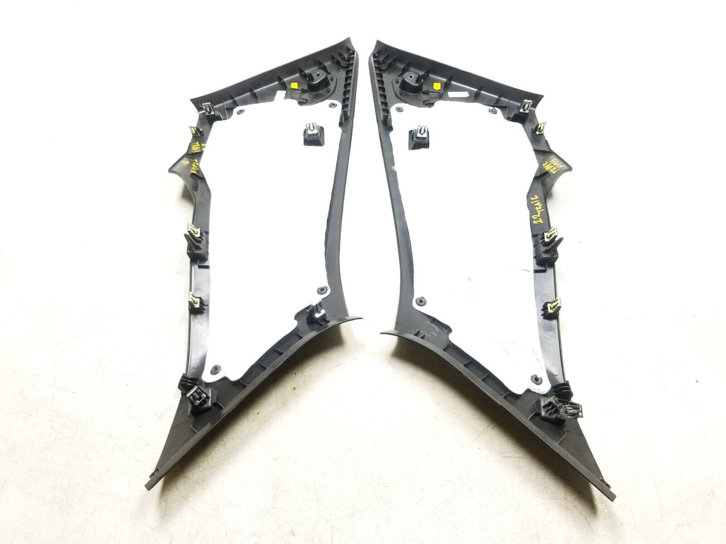 21 - 23 Chevrolet Trailblazer B Pillar & C Pillar Trim Cover 6pcs OEM