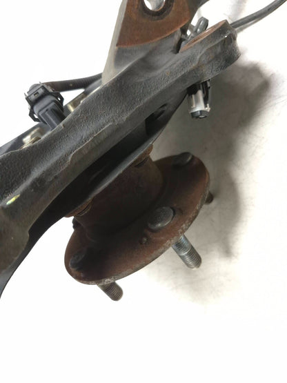 2013 Hyundai Genesis Coupe Wheel Spindle Knuckle Front Passenger Side Right OEM