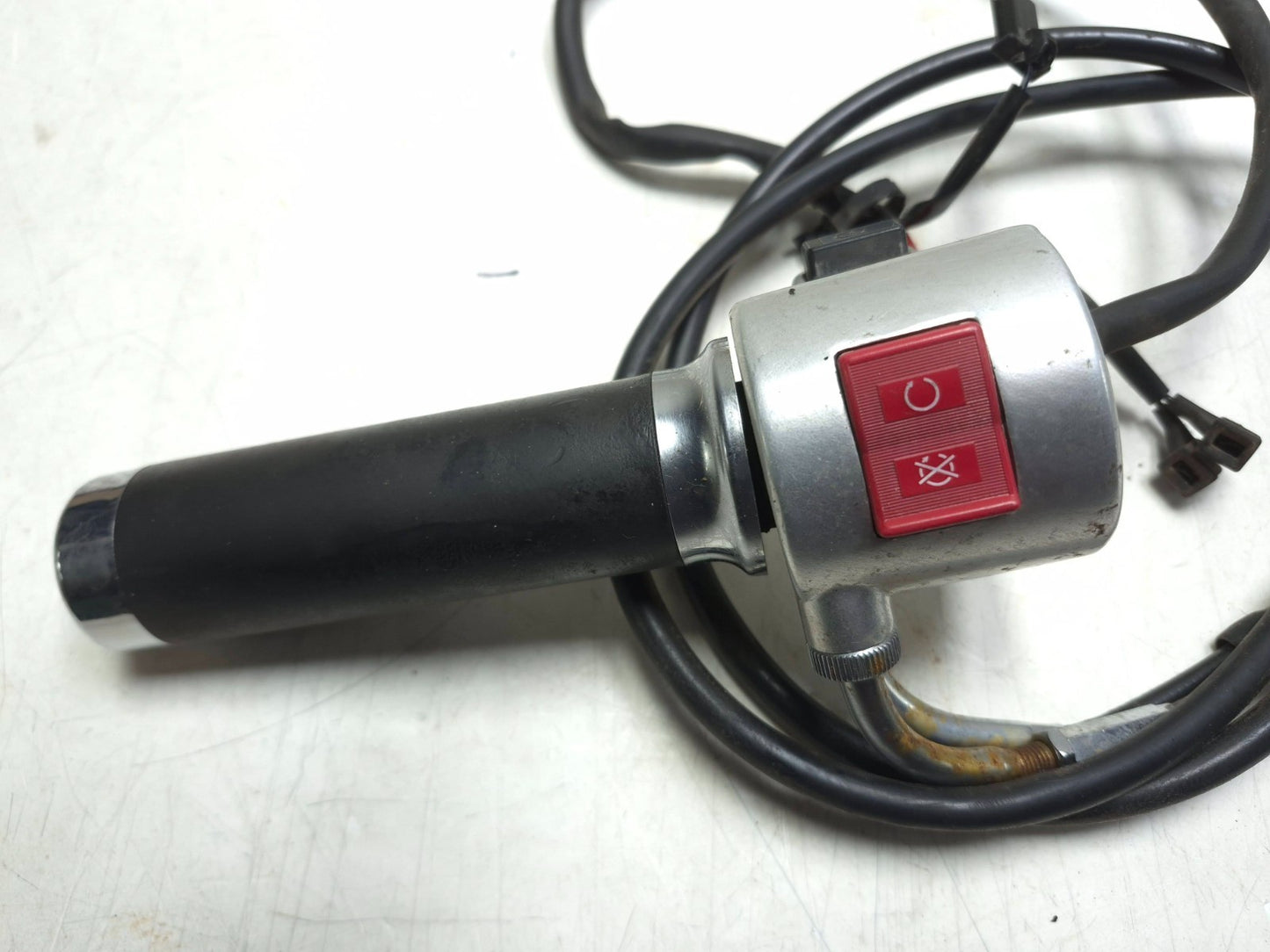 2009 Honda Shadow Spirit Vt750 Right Handlebar Kill Switch & Throttle Grip OEM