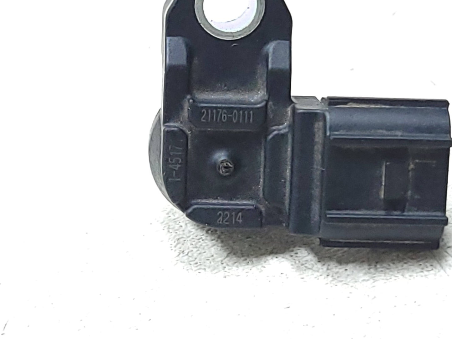 2012 Kawasaki Versys Le650c Air Valve & Air Flow Pressure Sensor 2 Pcs OEM