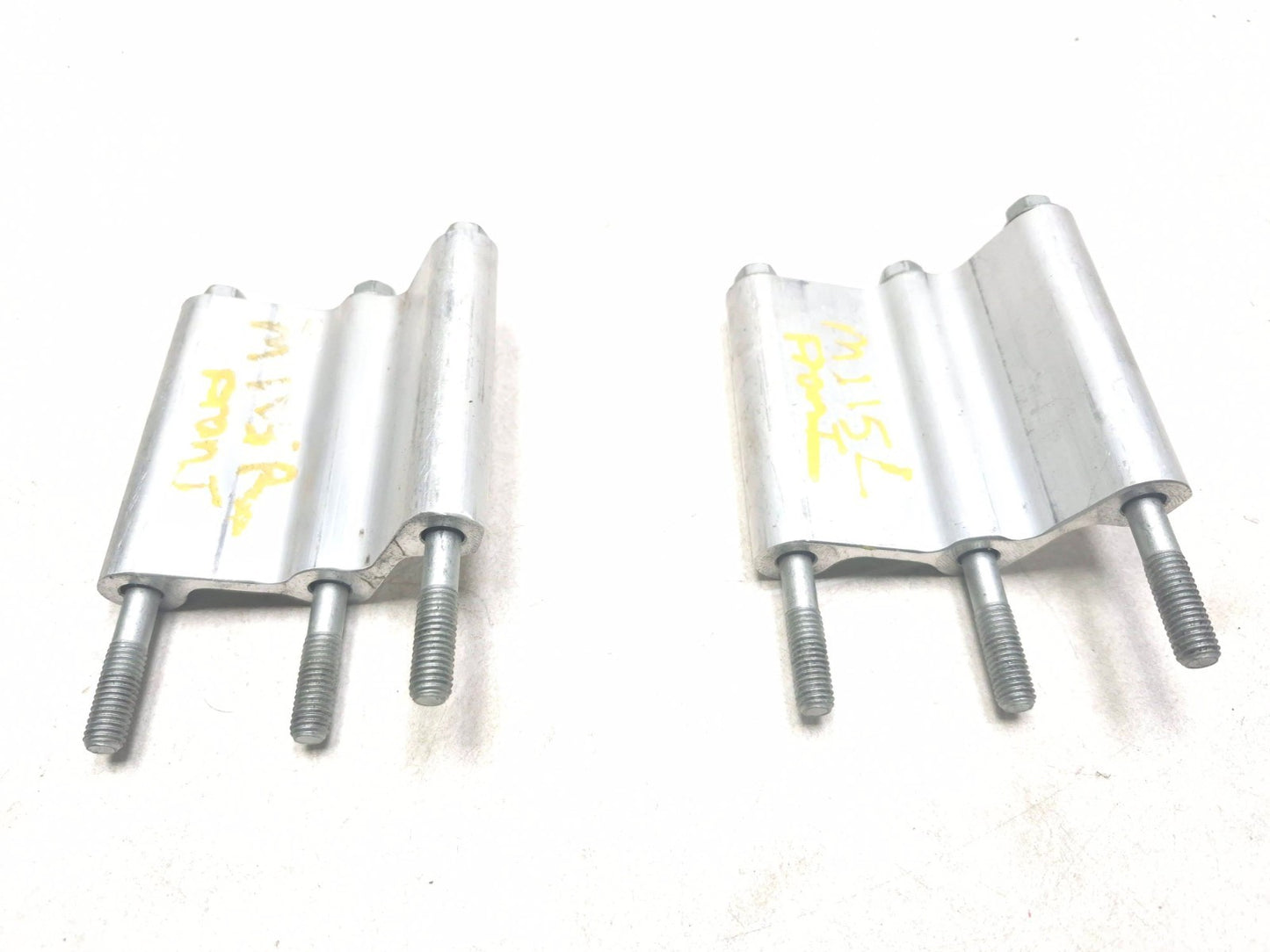 2023 Can-am Ryker 600 Left & Right Engine Motor Mount Bracket  Pair OEM