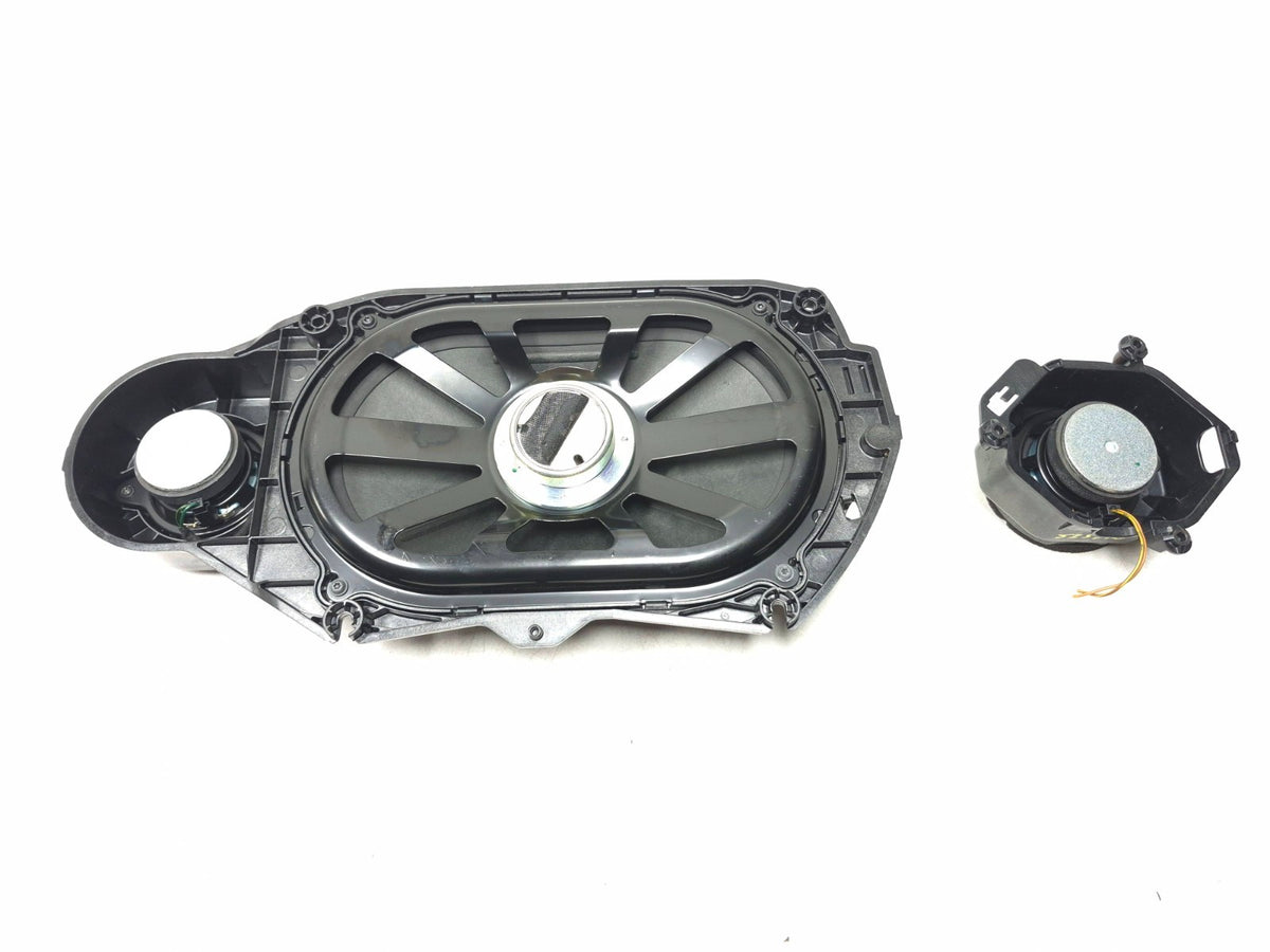 2012 Mercedes W212 E350 Sedan Rear Sub Woofer Speaker OEM