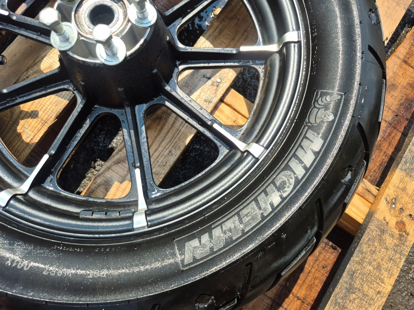 2021 Harley-davidson Sportster Xl1883 Rear Wheel Rim & Tire OEM