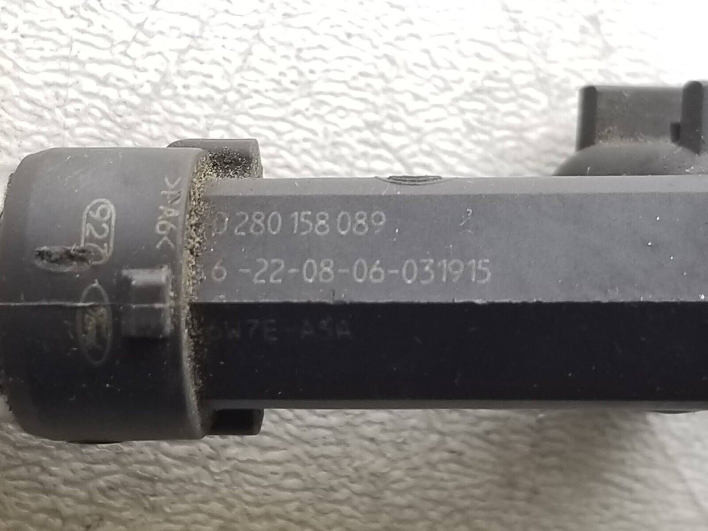 Lincoln Ford Crown Mercury  Fuel Injectors Ev6 0280158089 4.6l Set Of 8 OEM