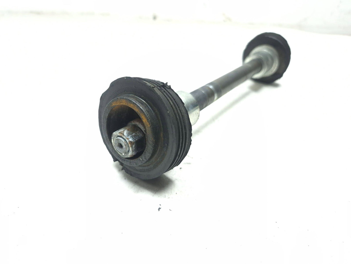 2004 Harley-davidson Touring Electra Glide Swingarm Pivot Shaft OEM
