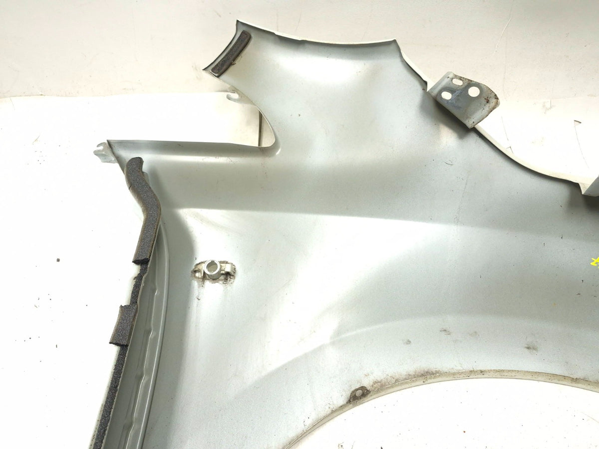 2012 Nissan Leaf Front Fender Driver Side Left Oem. Pick Up Only