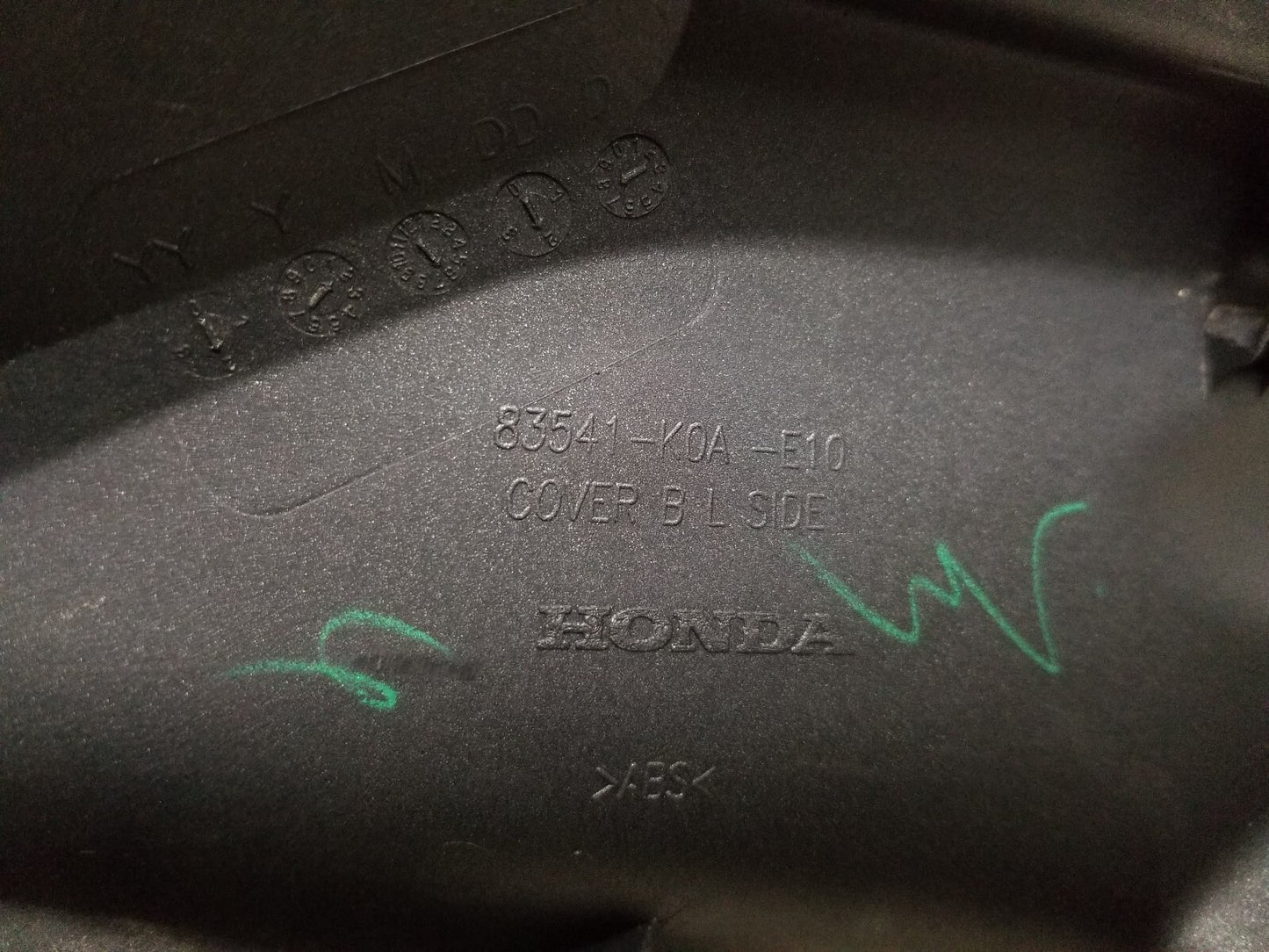 19 - 23 Honda Cbf300 Cb300 Side Frame Cover Fairing Left & Right   OEM