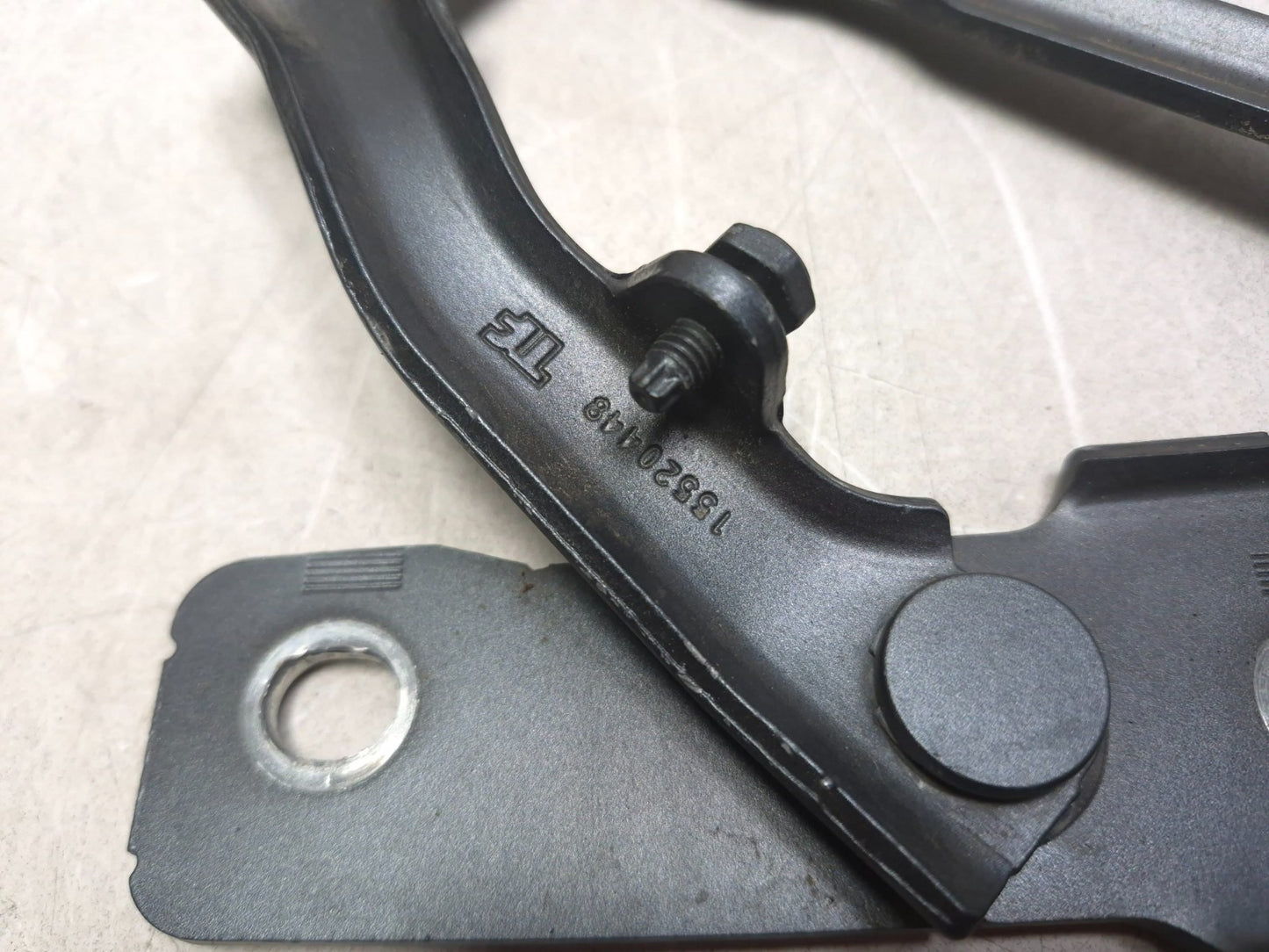 2011 Cadillac Сts 3.6l Rear Right & Left Trunk Hinge Pair OEM