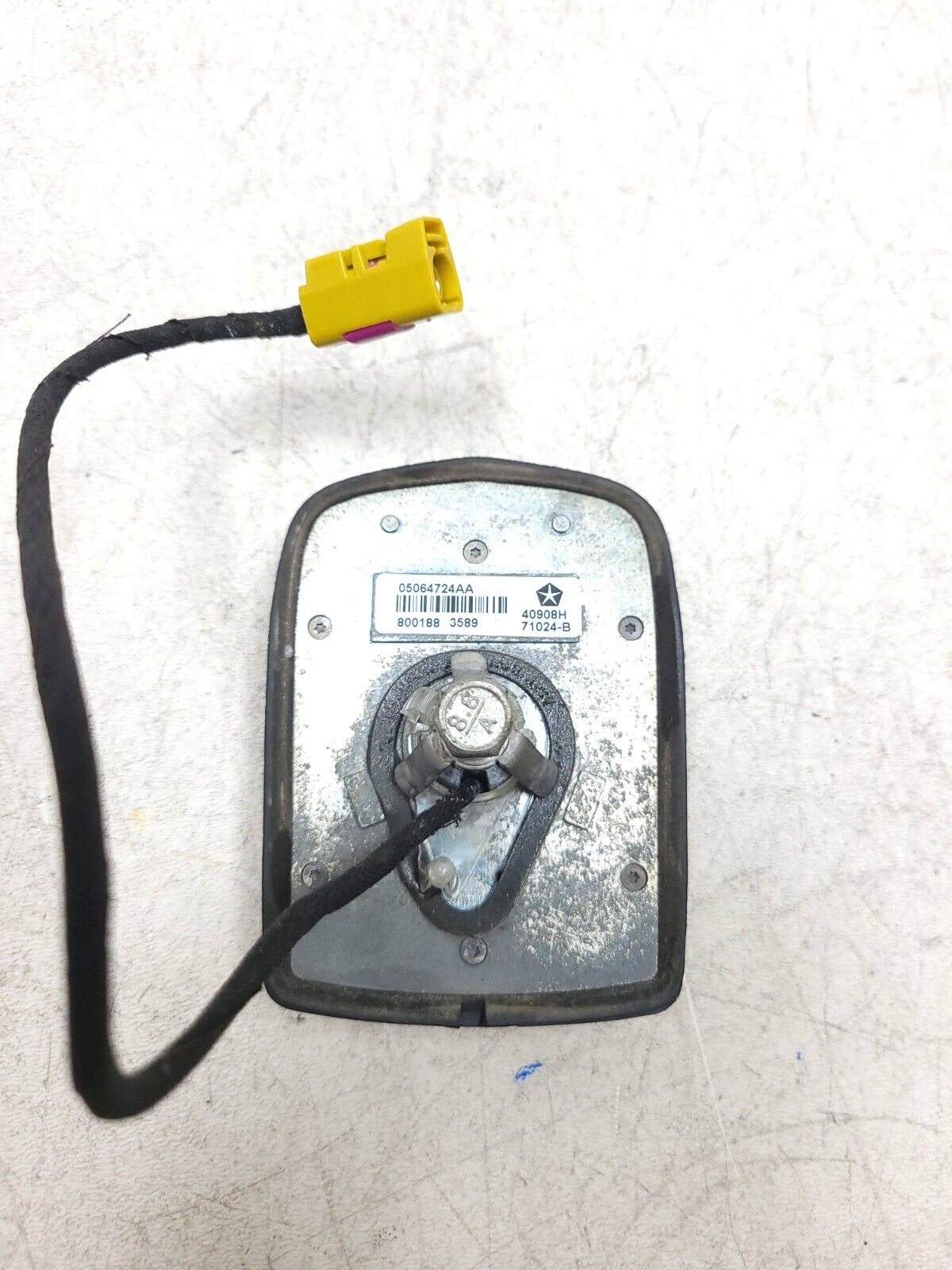 2007-2012 Dodge Caliber Roof Radio Antenna OEM
