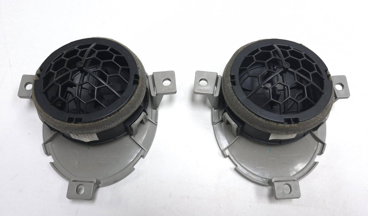 2015 Nissan Juke Dash Air Vent Left & Right OEM