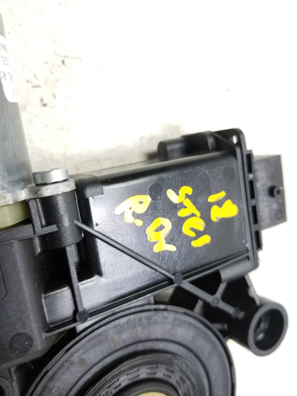 2018 Alfa Romeo Stelvio Power Window Motor Rear Driver Side Left OEM ☑️