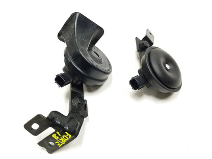 17 18 Kia Forte Horn Signal Pair OEM 49k Miles