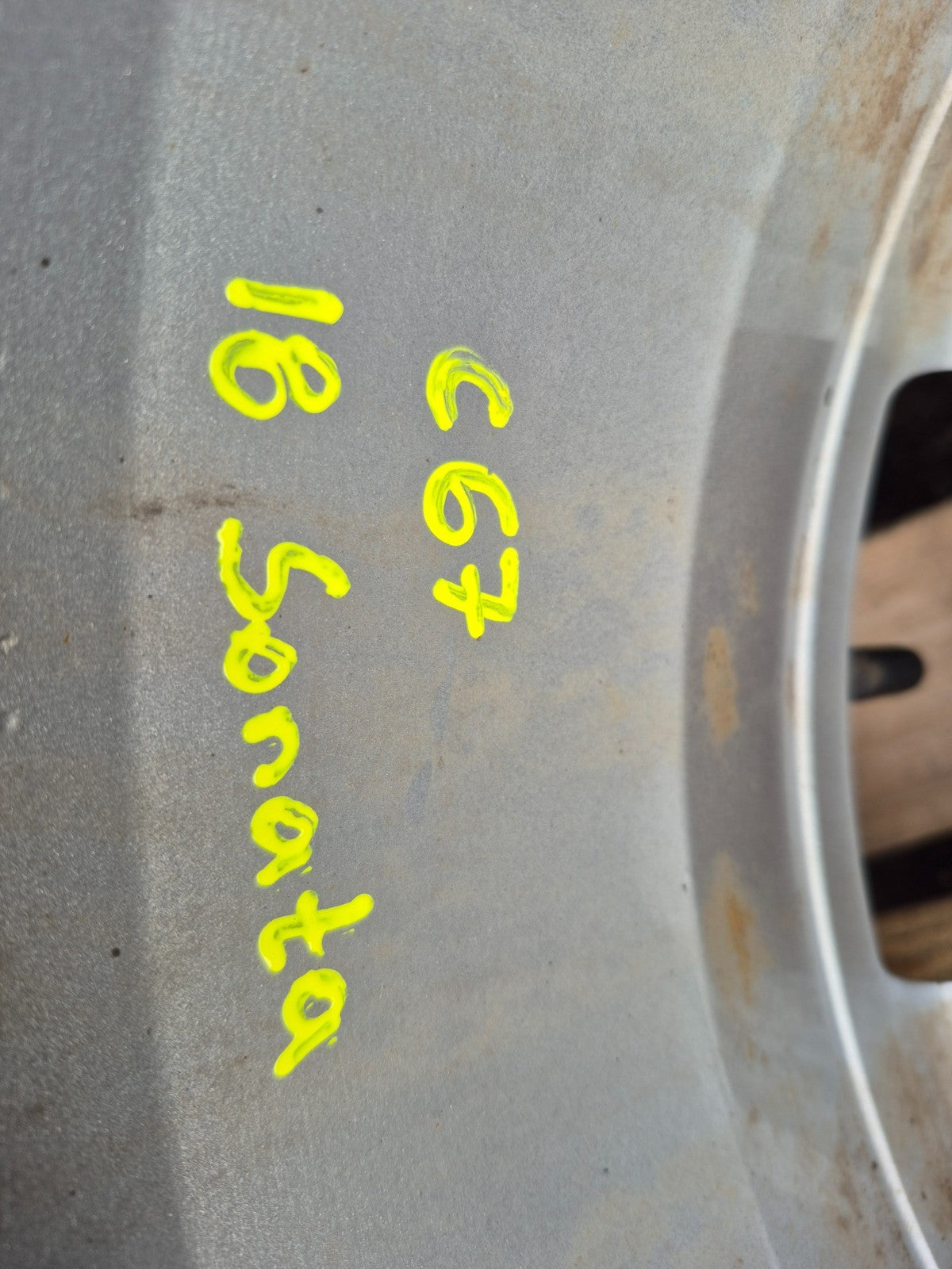 2018 Hyundai Sonata Alloy Wheel Rim 17x7 & Tire 215/55/r17 OEM