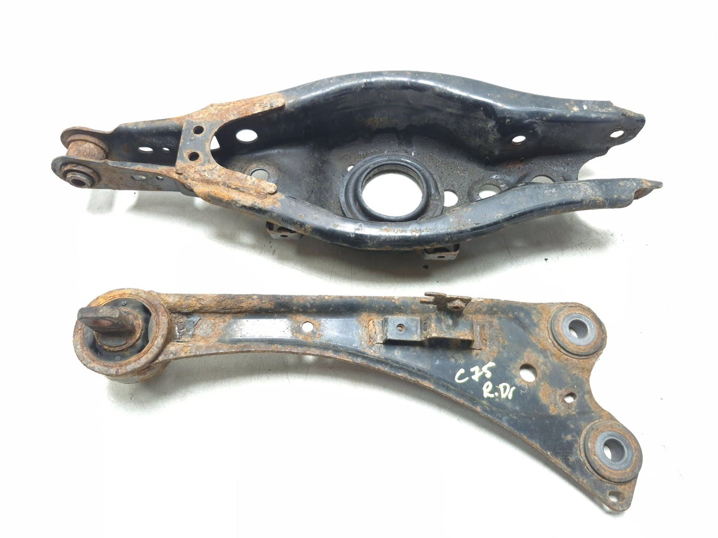 2010 Lexus Hs250h Rear Suspension Trailing & Lower Arm Driver Side Pair OEM