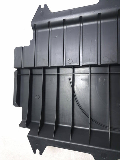 2010 Mercedes-benz R 350 Left Battery Cover Panel OEM