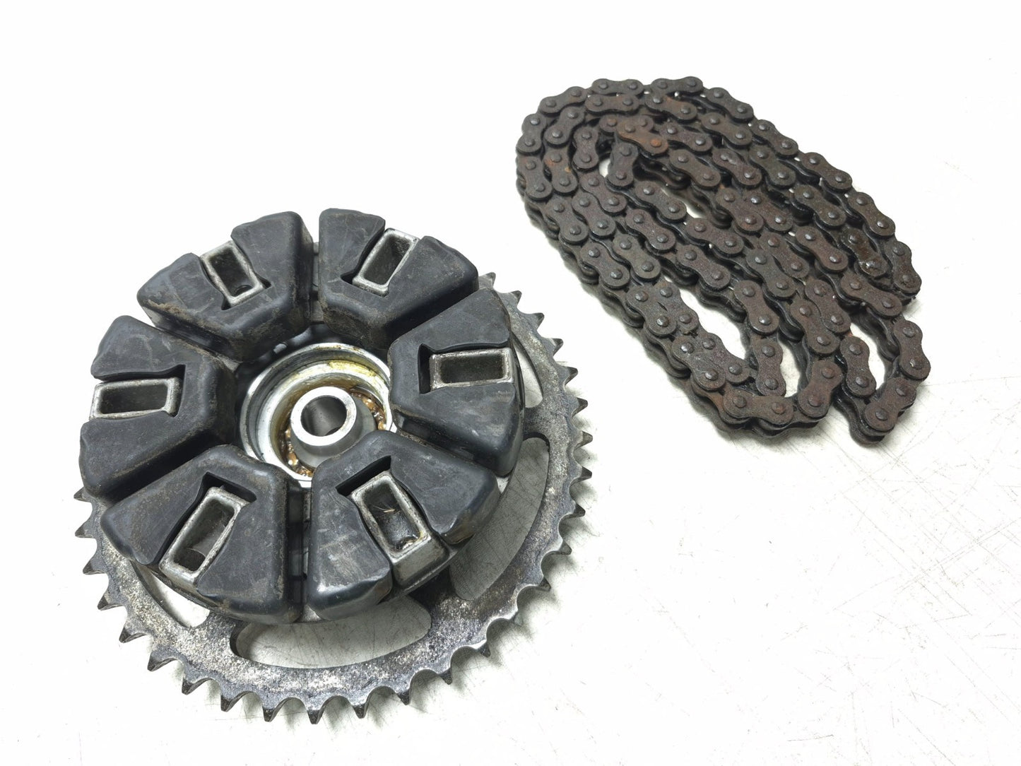 2019 Kawasaki Z400 Er400d Rear Wheel Hub W/ Sprocket & Drive Chain Set OEM