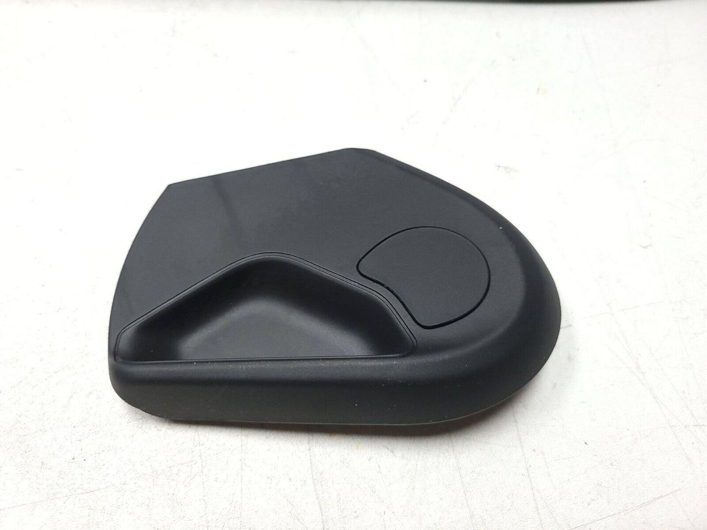2019 - 2023 Volkswagen Jetta Front Seat Side Cover Trim Passenger Right OEM