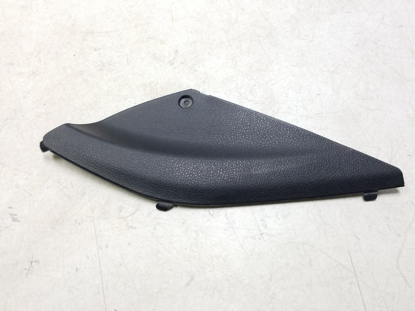 2017 - 2021 Piaggio Bv 350 Rear Right Side Fairing & Tail Light 3pcs OEM