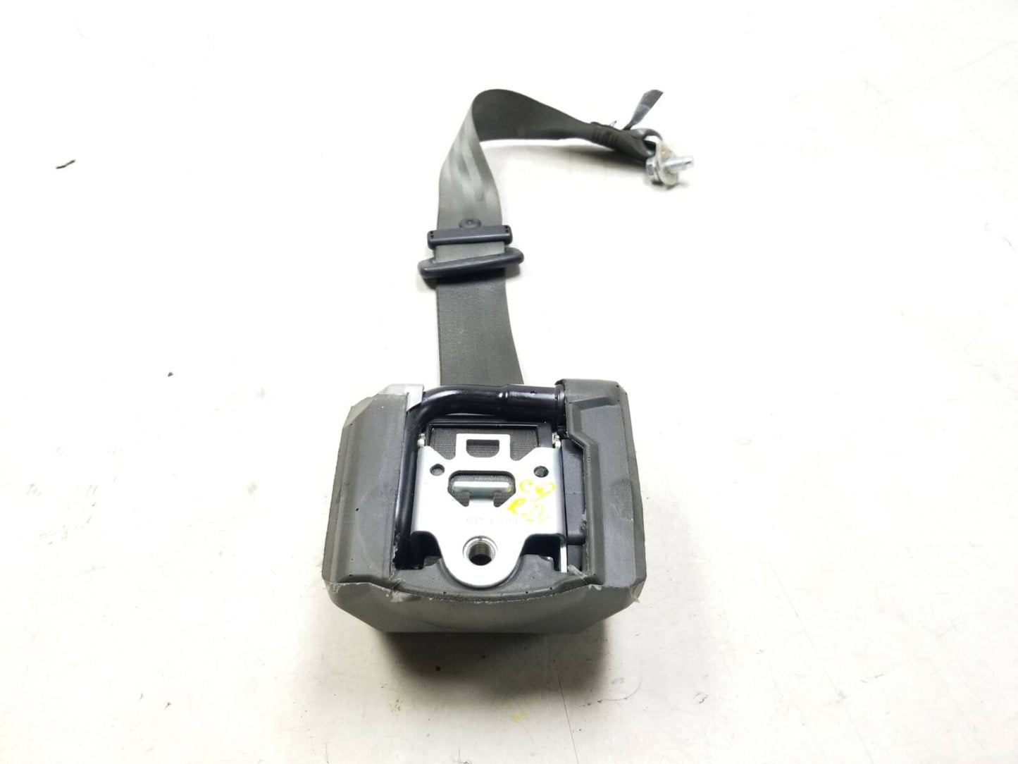 2010 Audi Q5 Rear Seat Belt Retractor Left & Right OEM